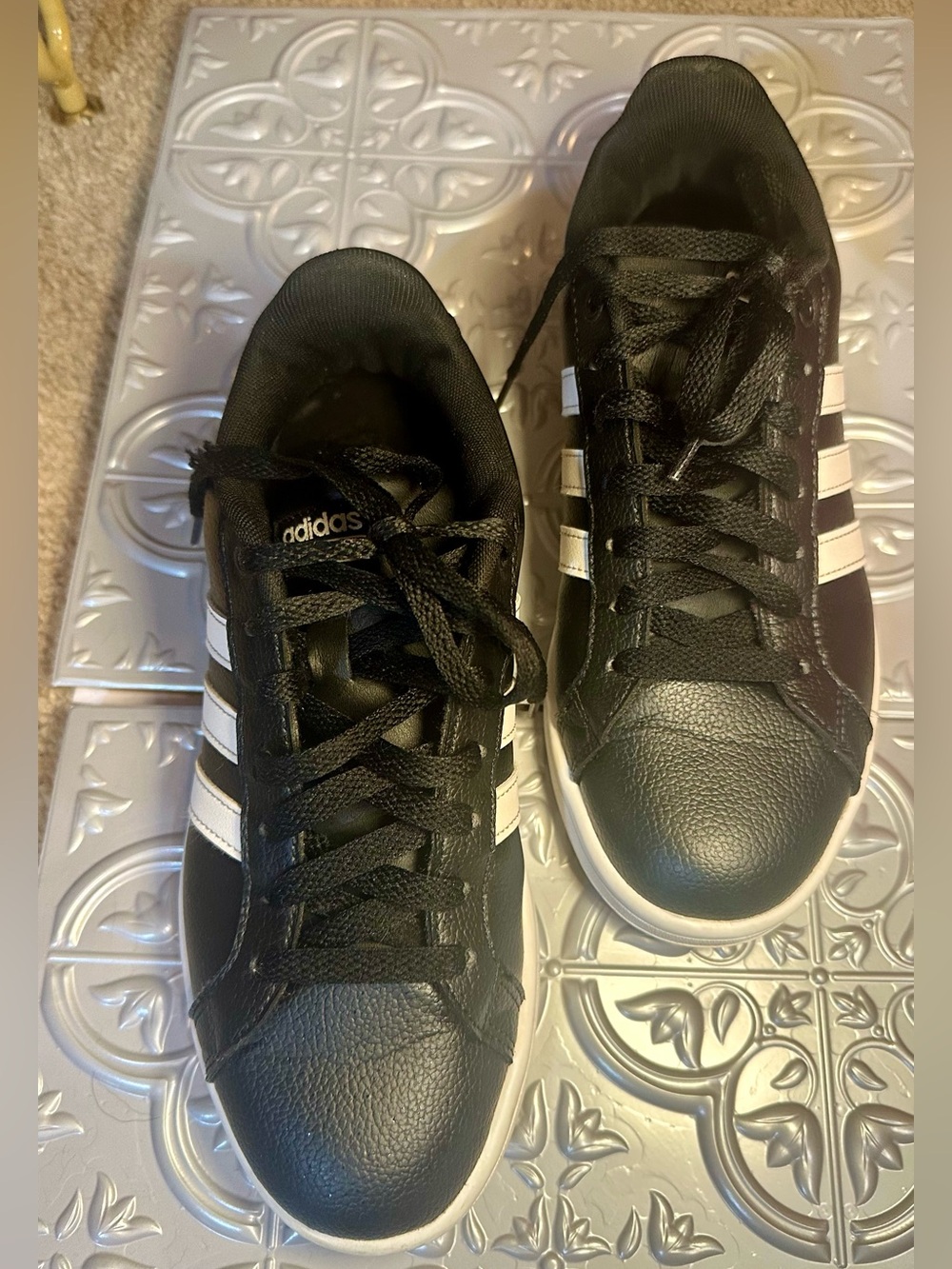 Adidas Neo Cloudfoam Memory Foam Sneakers Black White Womens 7.5 - Picture 5 of 11